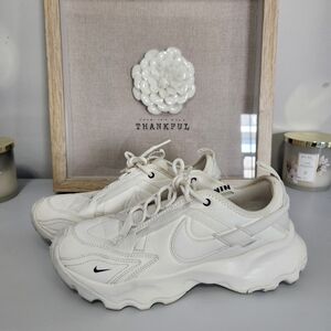 TC 7900 Nike